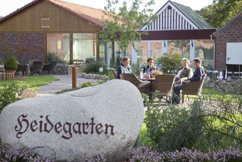 Stoessels Hotel Altenmedingen Экстерьер фото